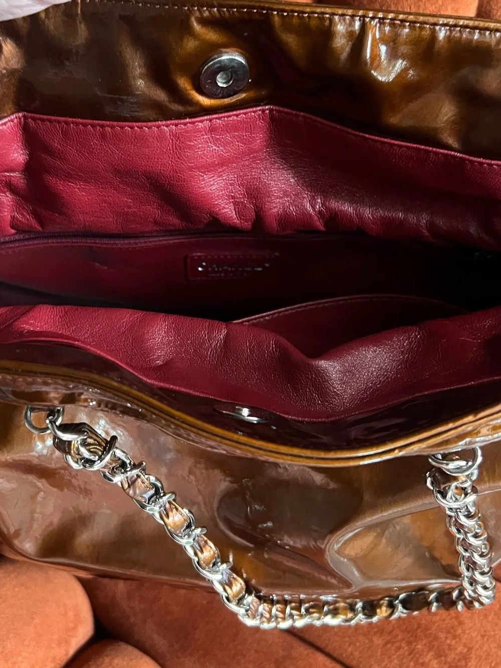 CHANEL 2008 Bon Bon petit Brown Patent Leather CC Chain Tote bag vintage